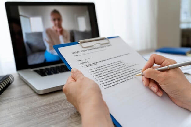 Não comece a aprender inglês em 2022 sem antes ver as dicas abaixo